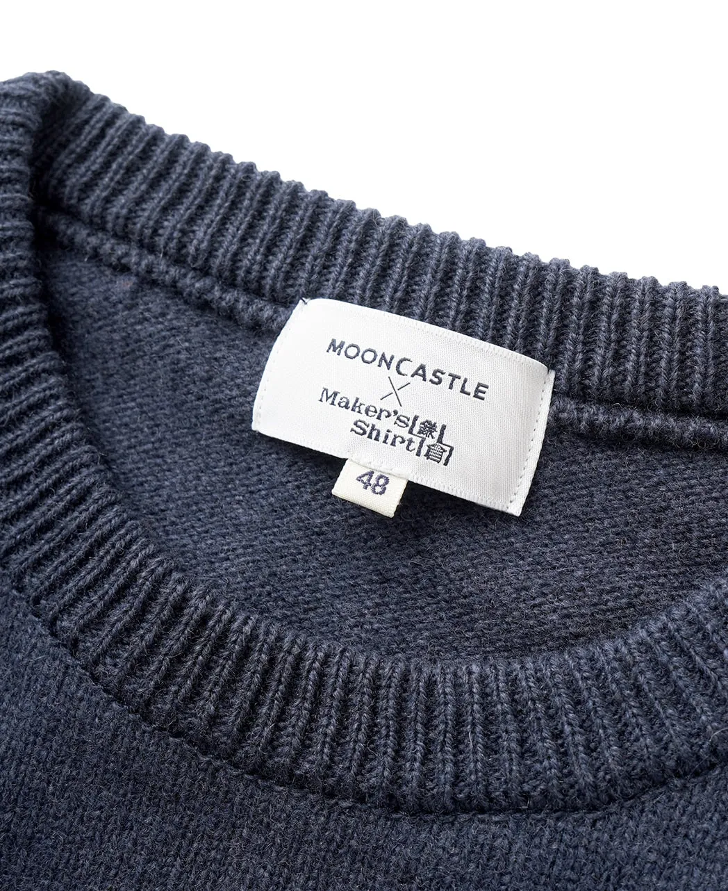 CREW NECK SWEATER  MOONCASTLE