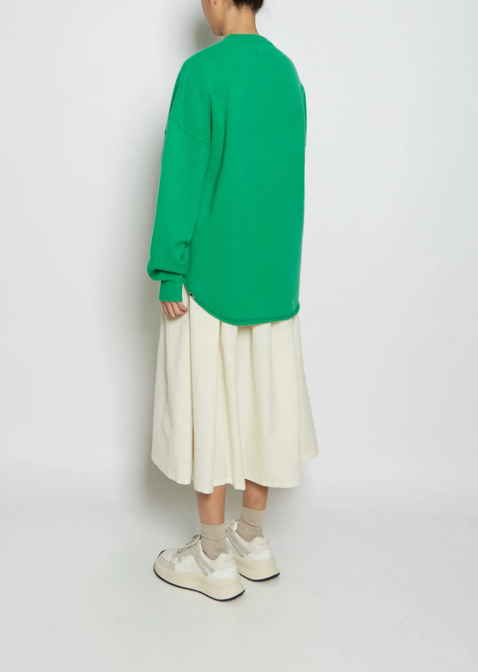 n°53 Crew Hop Cashmere Sweater — Pom