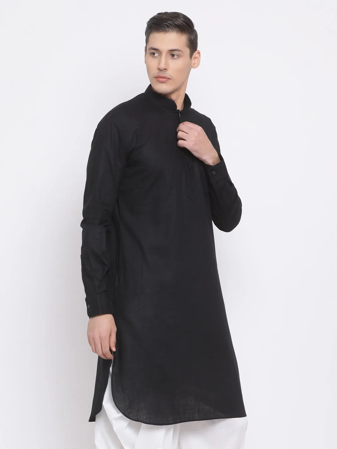 VASTRAMAY Men's Black Cotton Linen Blend Kurta