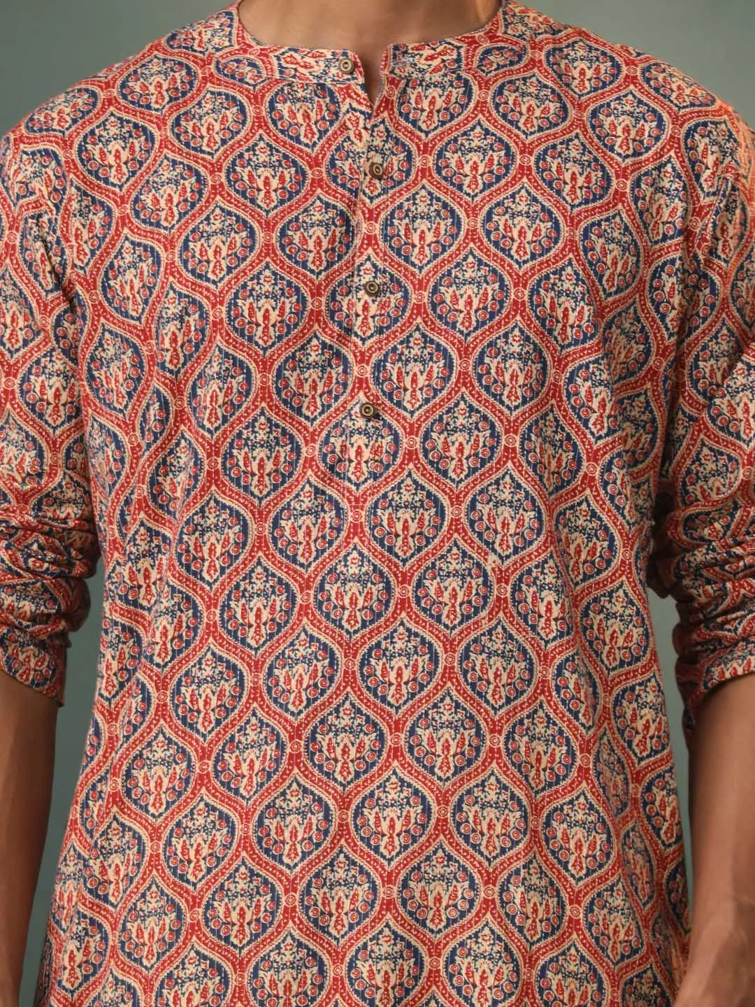 VASTRAMAY Red Kantha Printed Kurta Pyjama